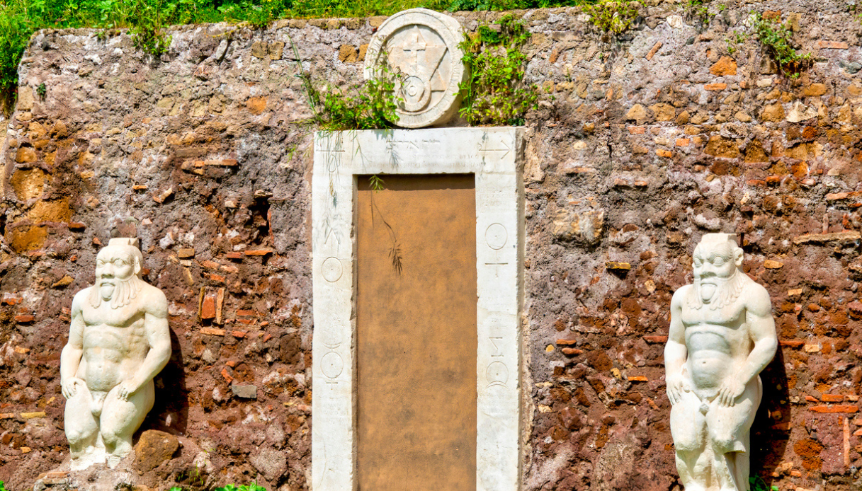 Porta Alchemica di Roma leggenda