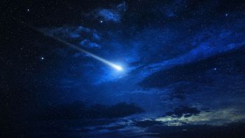 Oggetto luminoso cielo