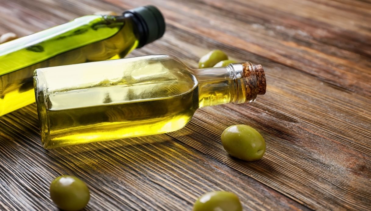 Olio d'oliva in Italia, svolta per il prezzo: l'annuncio