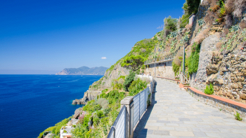 La Via dell'Amore nelle Cinque Terre chiusa nuovamente dopo una frana