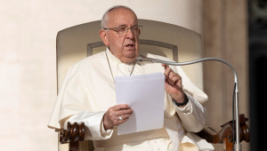 albero-natale-papa-francesco-rischio