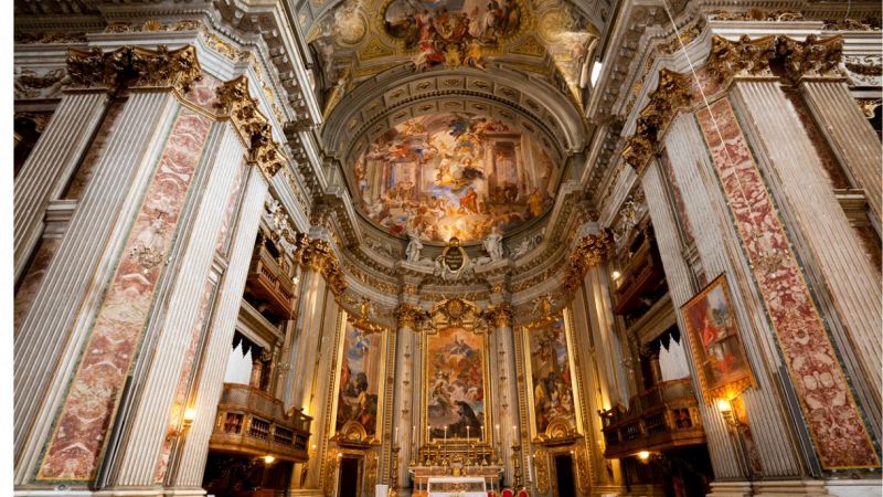 chiesa di Sant’Ignazio presa d’assalto dai tiktoker