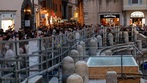 fontana-trevi-vuota-caso-mondiale