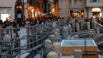 La Fontana di Trevi vuota è un caso mondiale