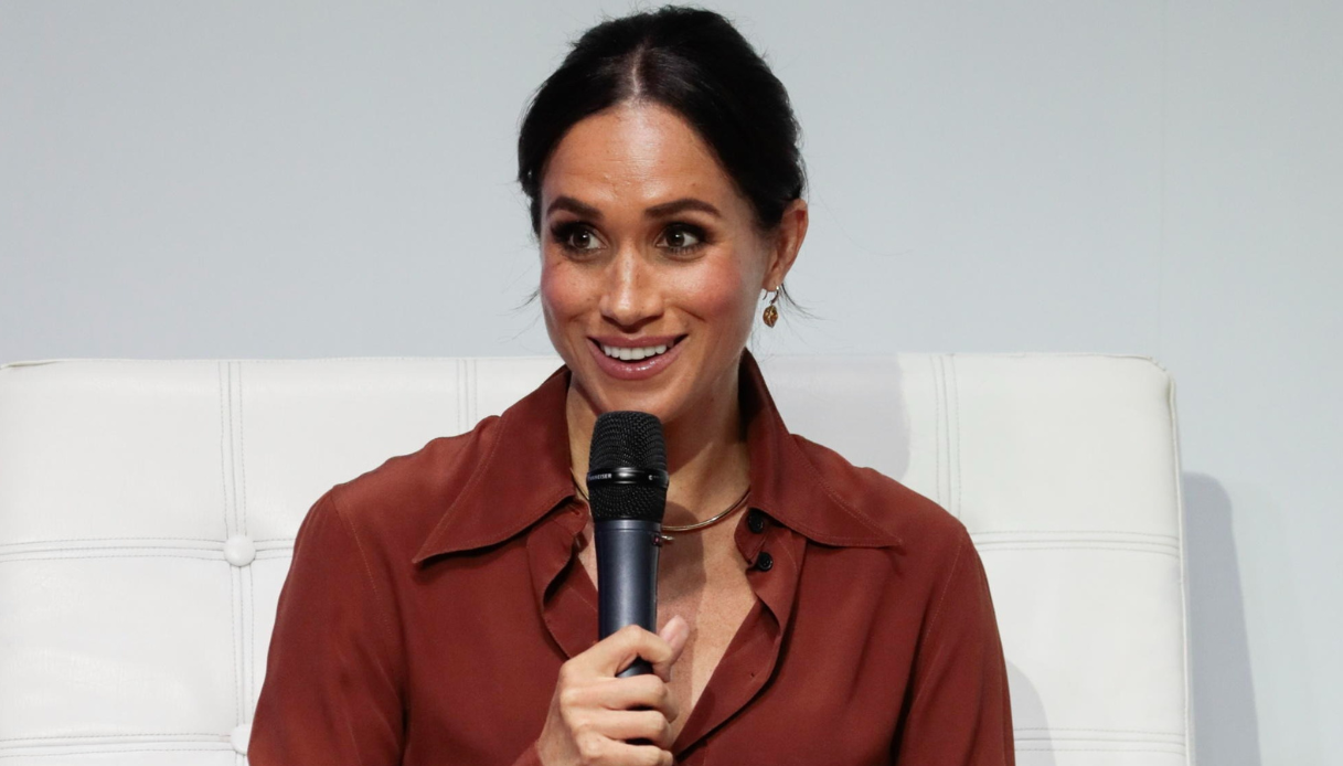 Gli spaghetti in padella di Meghan Markle creano polemica sul web