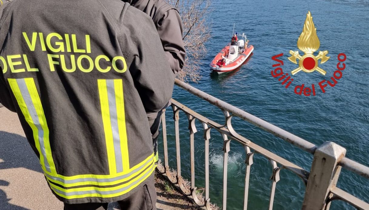 L'acqua del lago di Como ribolle, è mistero: l'ipotesi