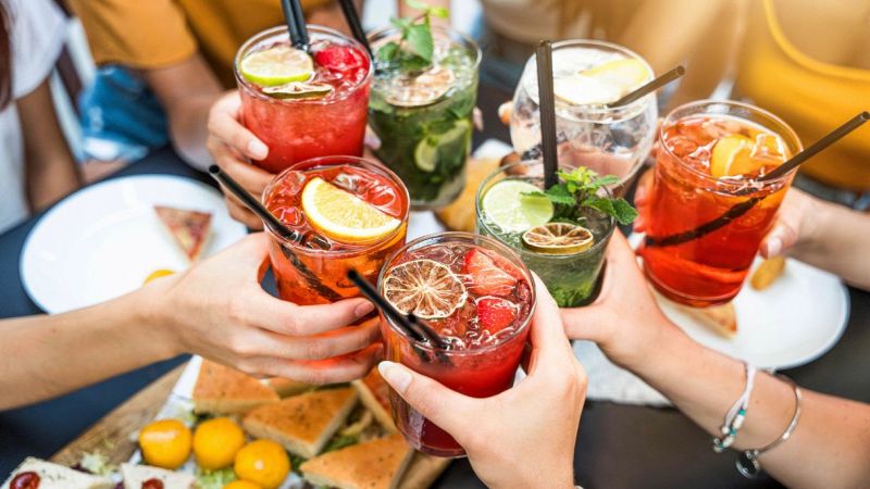 I drink alcolici preferiti per l'aperitivo in Italia