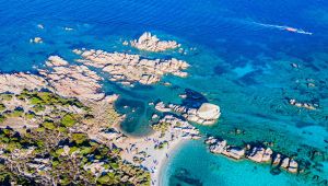 Nuove regole per la spiaggia de La Maddalena