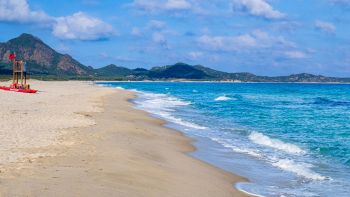Spiagge a numero chiuso in Sardegna del 2025
