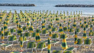Prezzi stabilimenti estate 2025, i più cari d'Italia