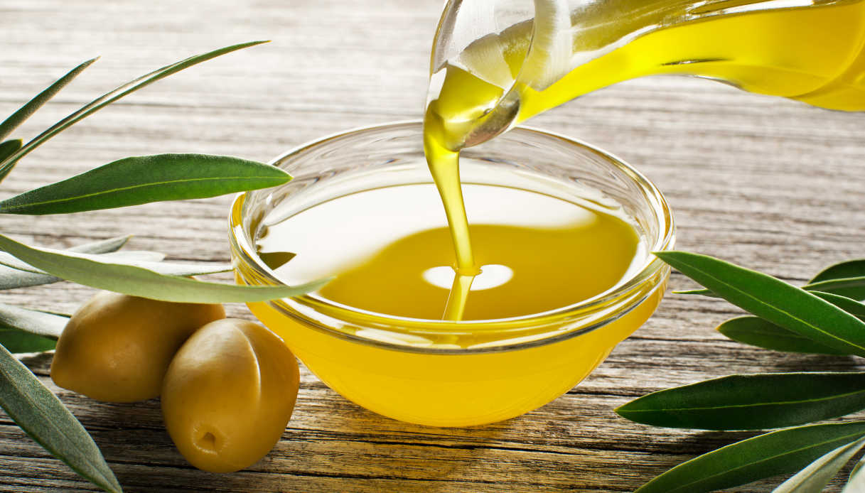 Allarme olio extravergine italiano sul mercato: cosa succede