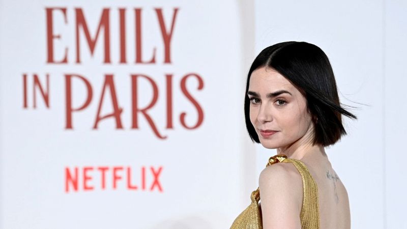 Lily Collins, Emily in Paris