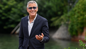 clooney-salotto-galleggiante-lago-como