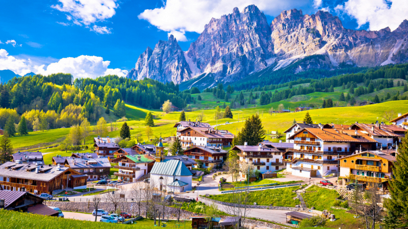 cortina-sconosciuta-esplode-polemica