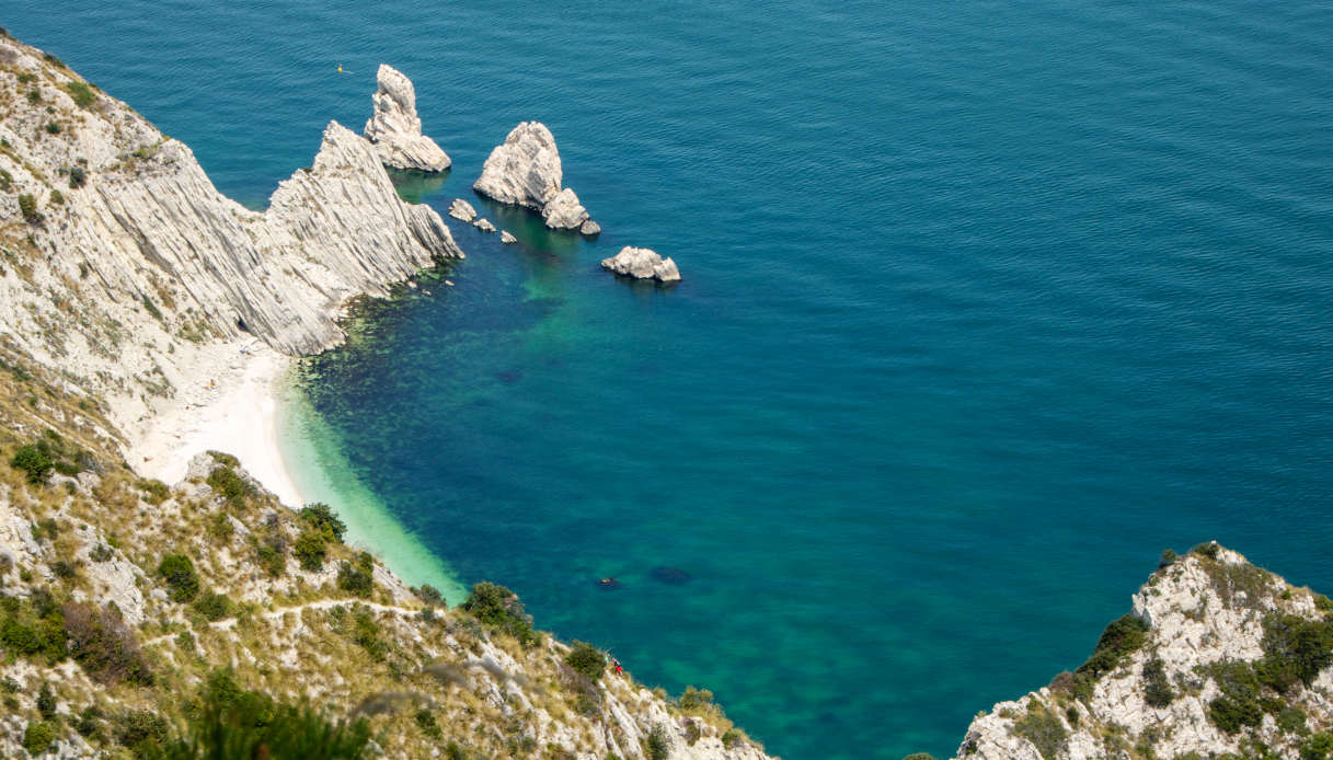 Spiaggia delle Due Sorelle