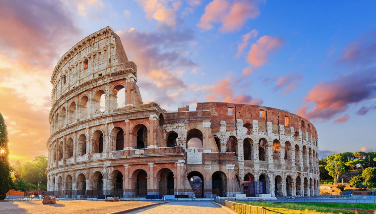 Trovata antica moneta al Colosseo