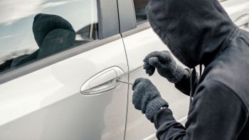 Boom di furti parziali di auto, le regioni più colpite d'Italia