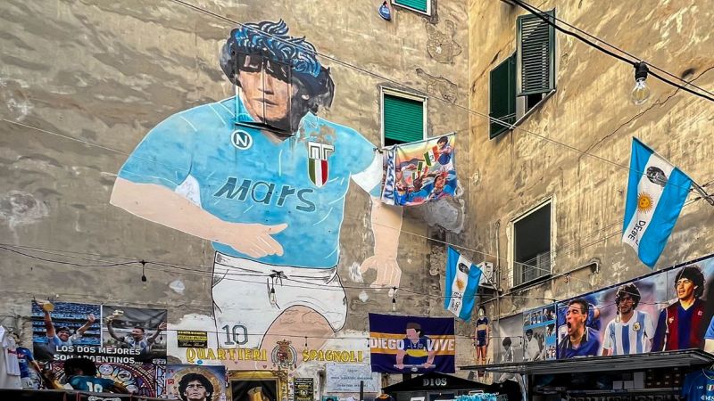 Largo Maradona