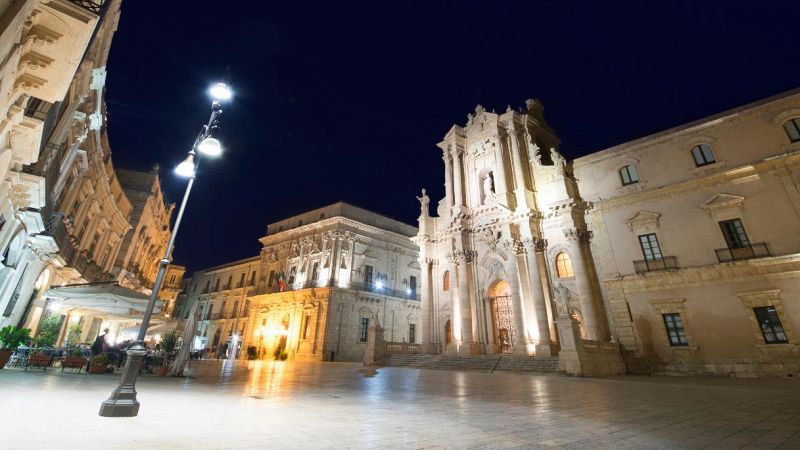 Le piazze salotto più belle d'Italia