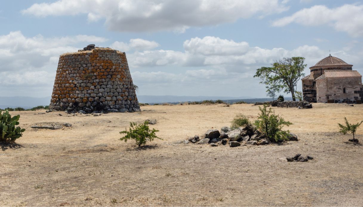 nuraghe di Santa Sabina