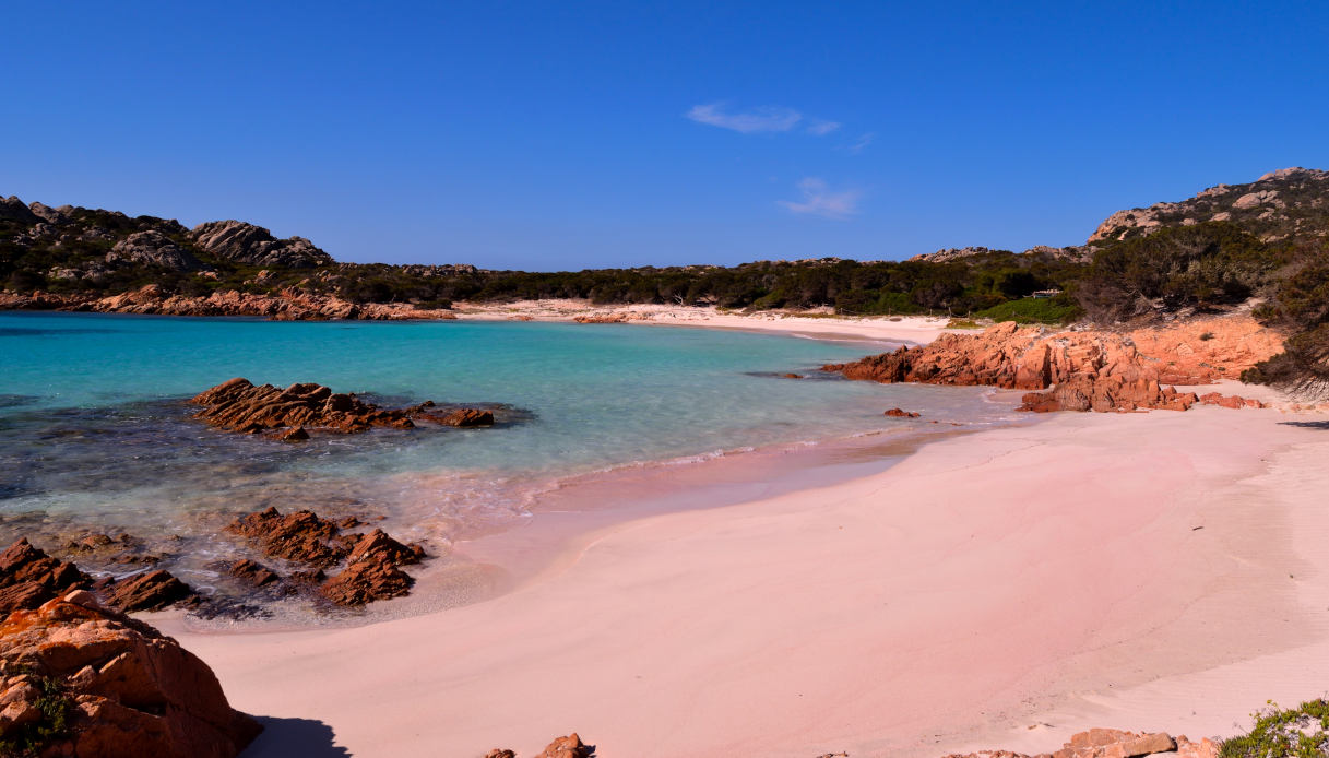 La spiaggia rosa di Budelli