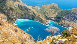Baia di Ieranto tra le meraviglie del mondo secondo la BBC
