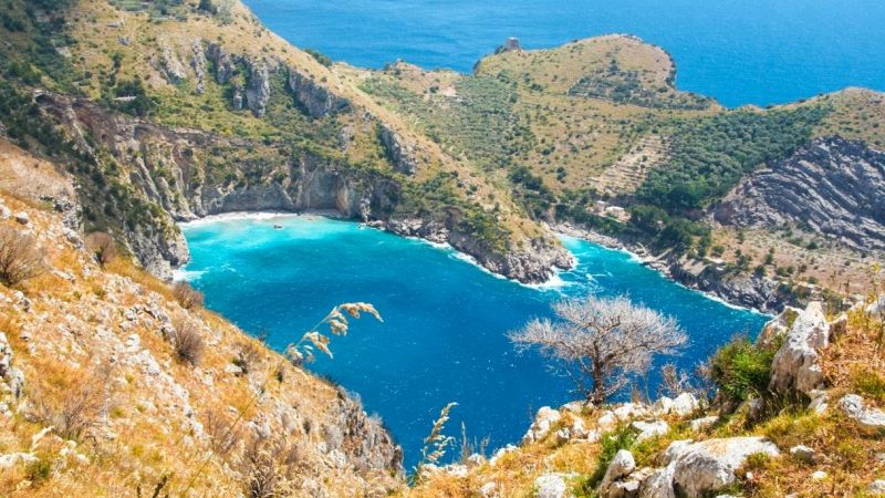 Baia di Ieranto tra le meraviglie del mondo secondo la BBC