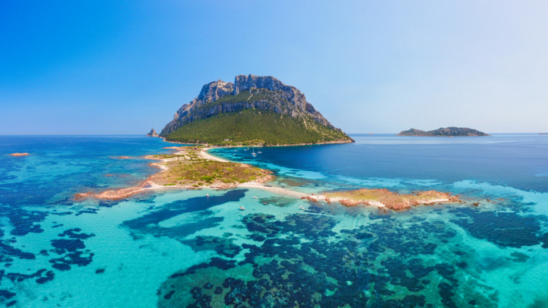 venduta-villa-storica-tavolara-prezzo