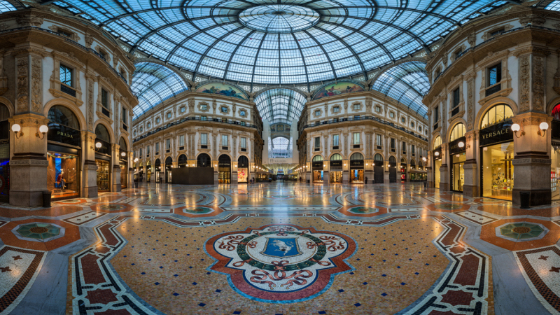 milano-restauro-toro-galleria-consumato-turisti