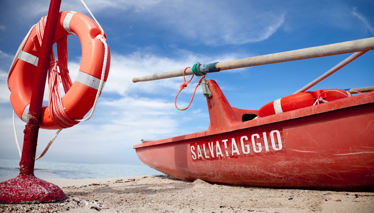 Mancano bagnini sul litorale di Venezia: 