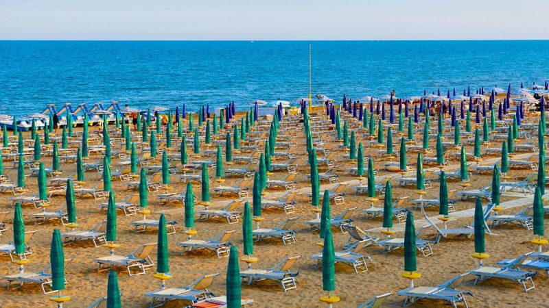 Le spiagge più convenienti e le più costose d'Italia per l'estate 2026