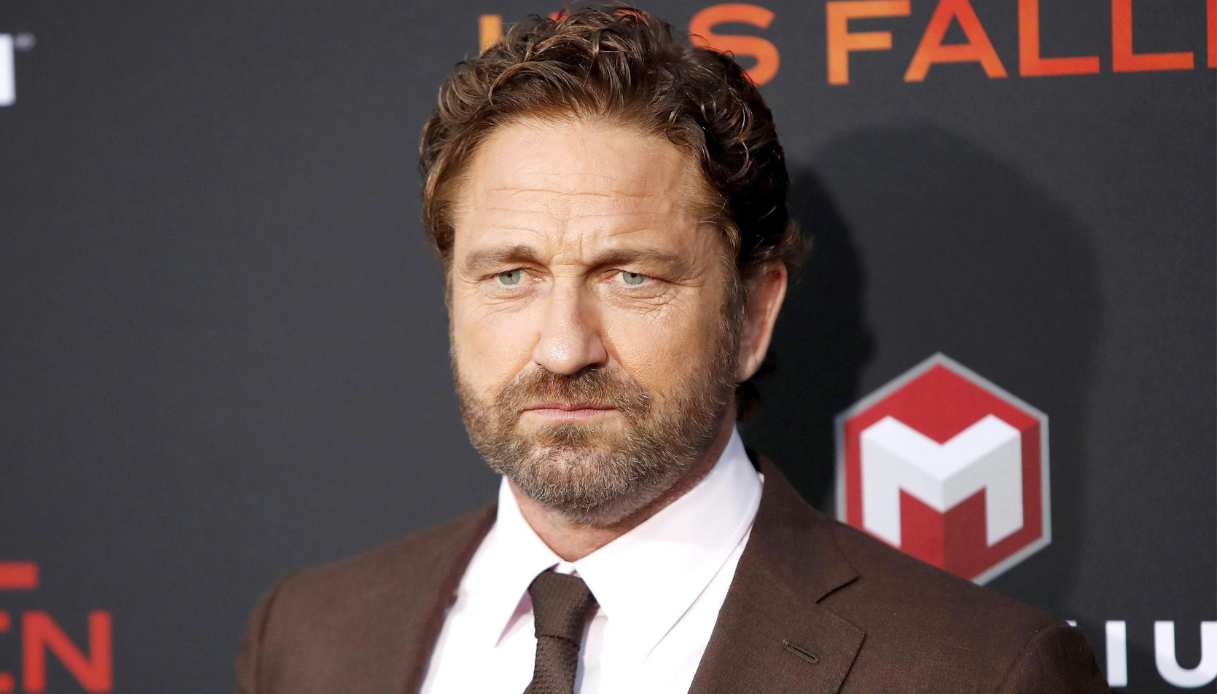 Gerard Butler in kilt in Salento