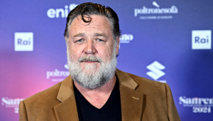 russell-crowe-tropea-messaggio-sindaco