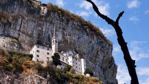 Santuario della Madonna della Corona