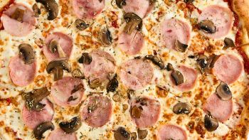 Pizza capricciosa