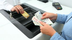 Conti correnti, le banche più e meno care d'Italia
