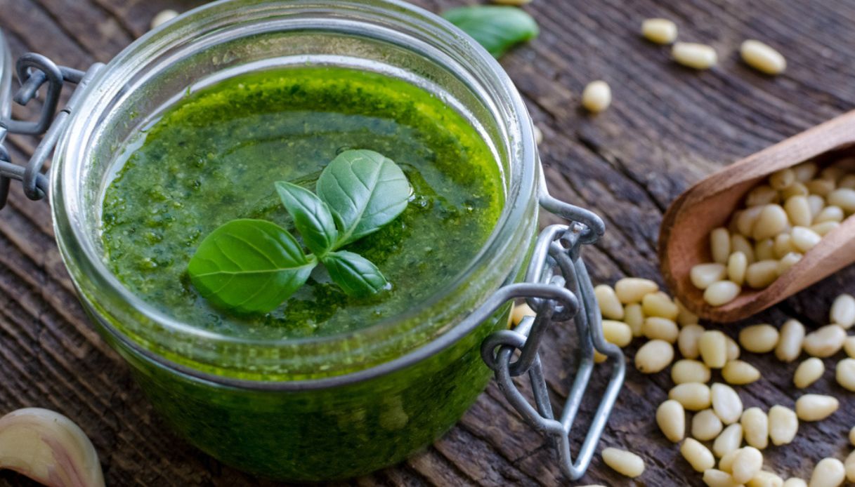 Al GF Vip la ricetta del pesto è un caso: interviene l'assessore