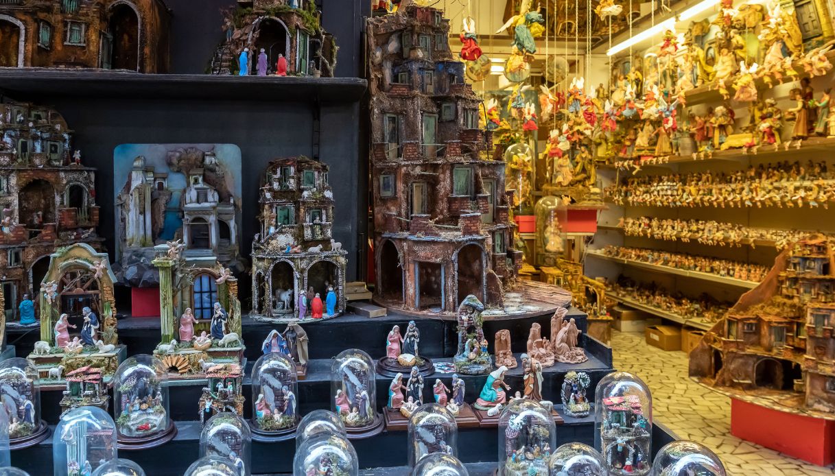 Napoli, sciopero delle botteghe dei presepi a San Gregorio Armeno