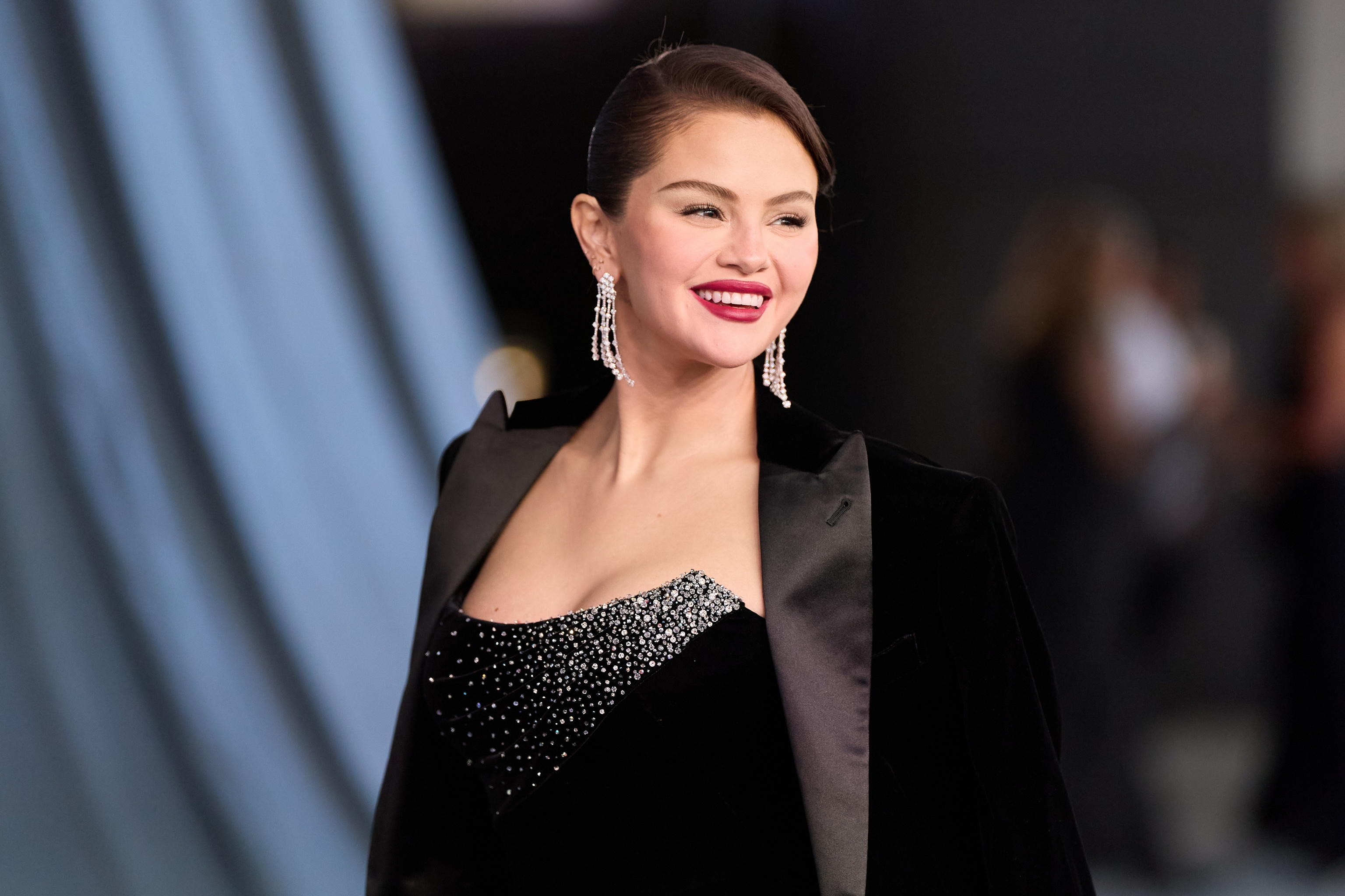 Selena Gomez in segreto sul lago di Como: mistero sulla visita