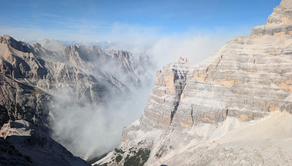 Cortina d'Ampezzo, le immagini della maxi frana alle Tofane