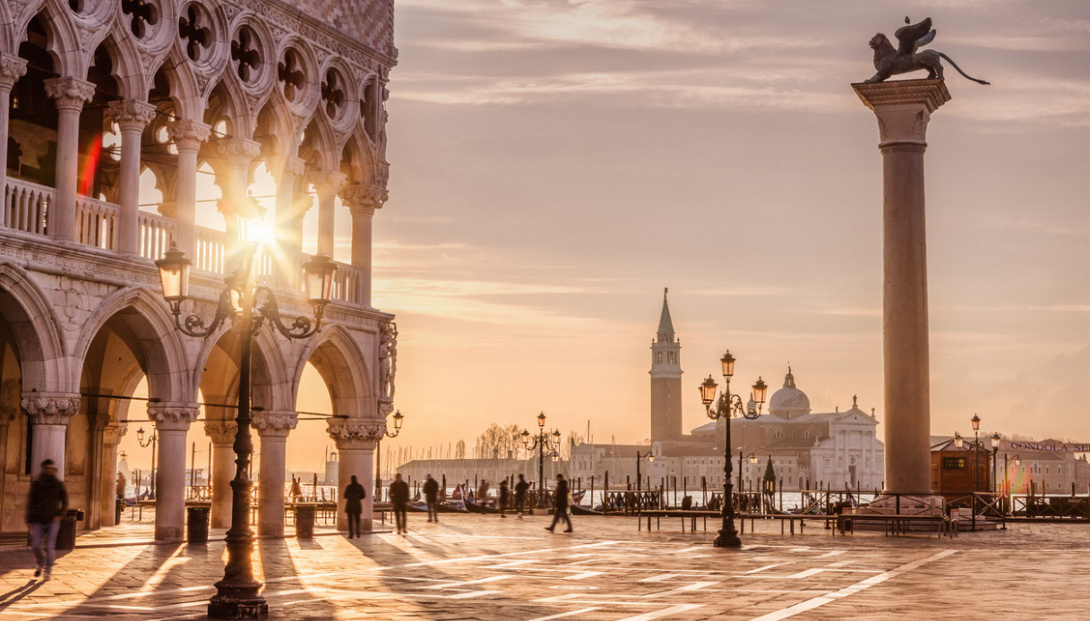 Stanze a Venezia a 25 euro, dietro l'offerta ci sono gli hacker