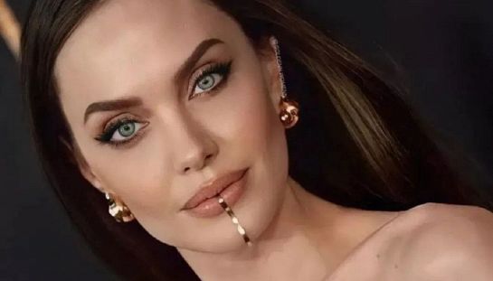 L'attrice Angelina Jolie