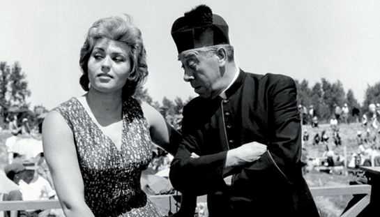 Don Camillo Monsignore... ma non troppo