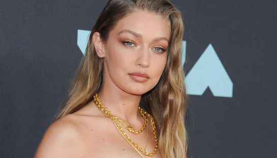 Gigi Hadid, la supermodella scende dalla passerella: per fare cosa