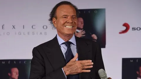 Julio Iglesias: due mogli e 9 figli