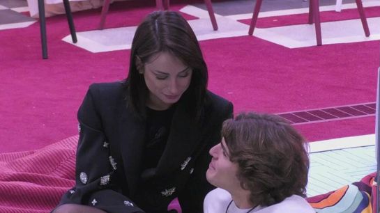 Letizia mette il freno a Paolo