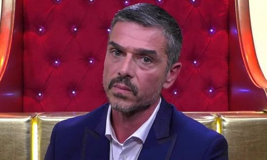 Massimiliano litiga con Rosy e Grecia