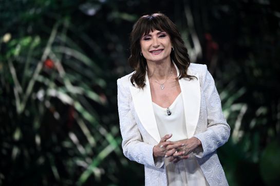 Luxuria cita Ilary Blasi