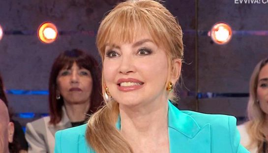 Sognando Ballando, sfottò e proteste dei fan aspettando Sinner su Rai 1: “Milly Carlucci nerissima” Milly Carlucci ospite a Da noi a ruota Libera