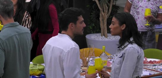 Lorenzo Spolverato contro Yulia